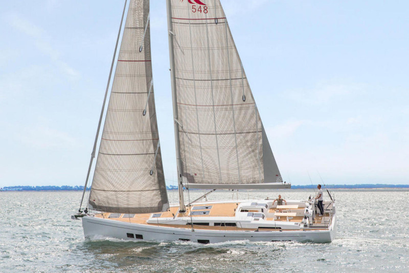 Hanse 548