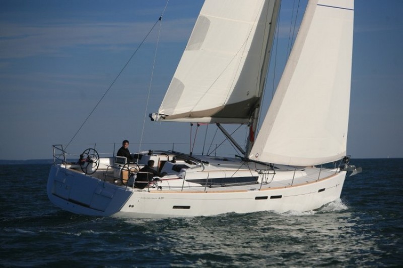 Sun Odyssey 439