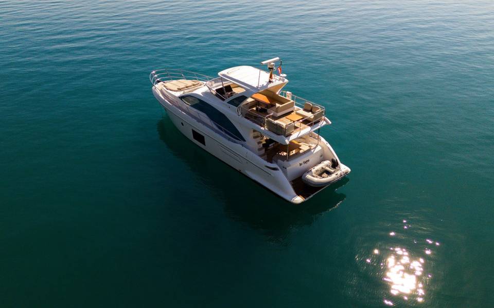 Azimut 55 Be Happy