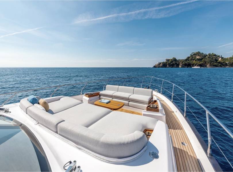 Azimut 68 Pangea