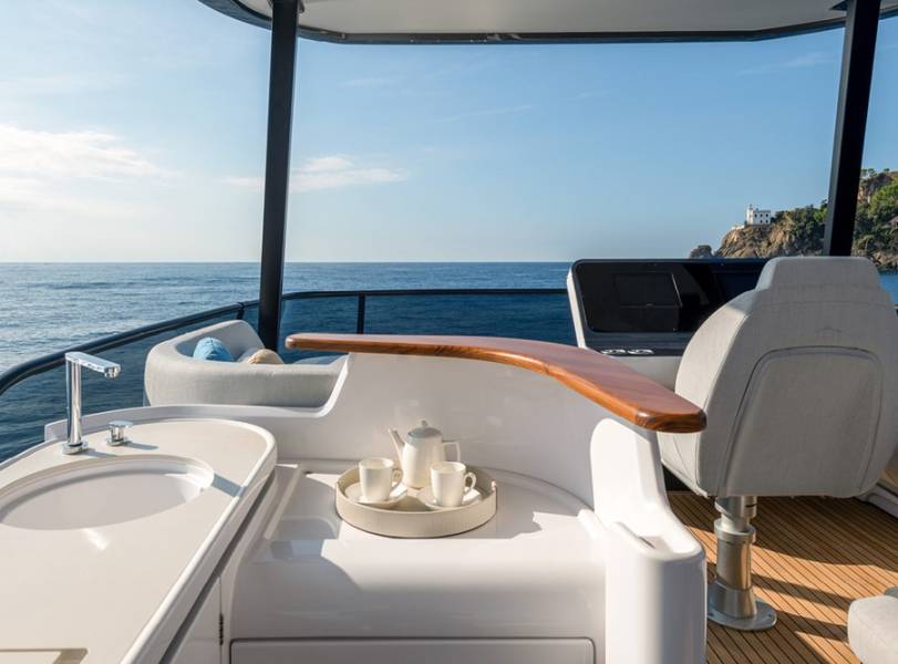 Azimut 68 Pangea