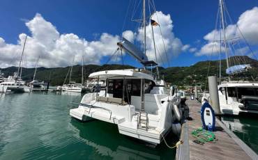 Bali Catspace, Miro Bot