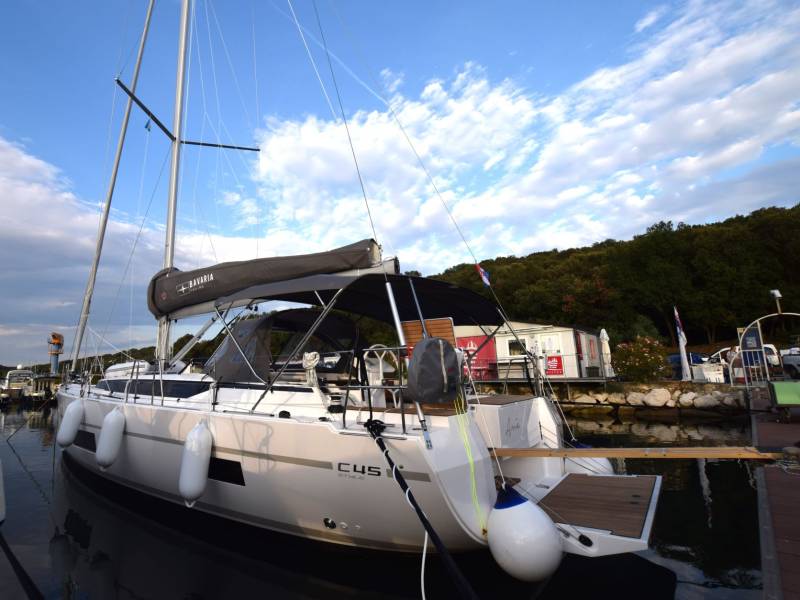 Bavaria C45 Style Aria