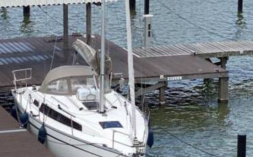 Bavaria Cruiser 33, Bella