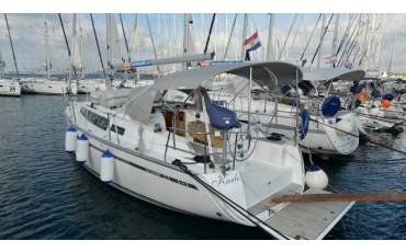 Bavaria Cruiser 33, Karlo