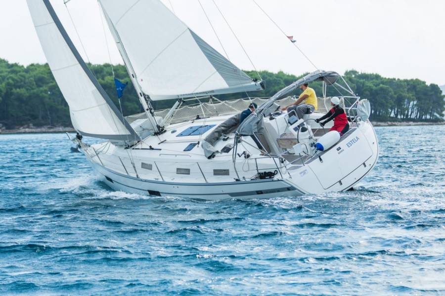 Bavaria Cruiser 36 Estela