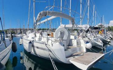 Bavaria Cruiser 36, Eleven