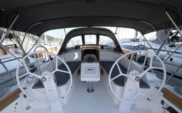 Bavaria Cruiser 37, Crush