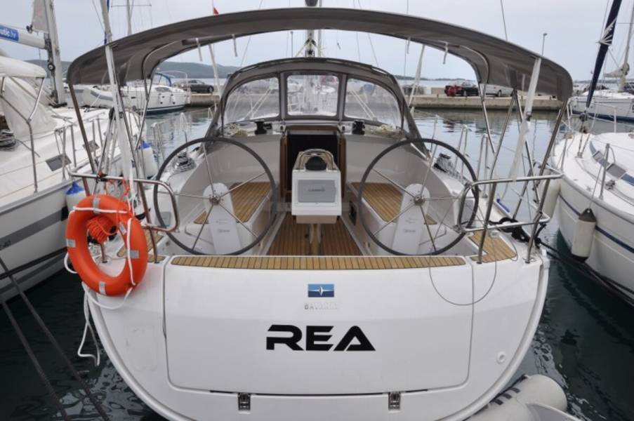 Bavaria Cruiser 37 Rea