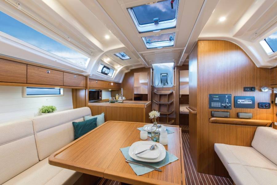 Bavaria Cruiser 37 Snelly