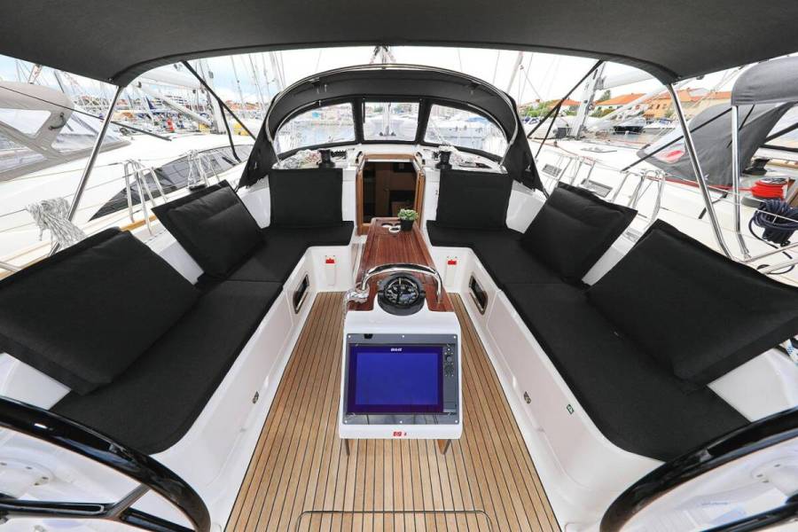 Bavaria Cruiser 46 Miss Monchy