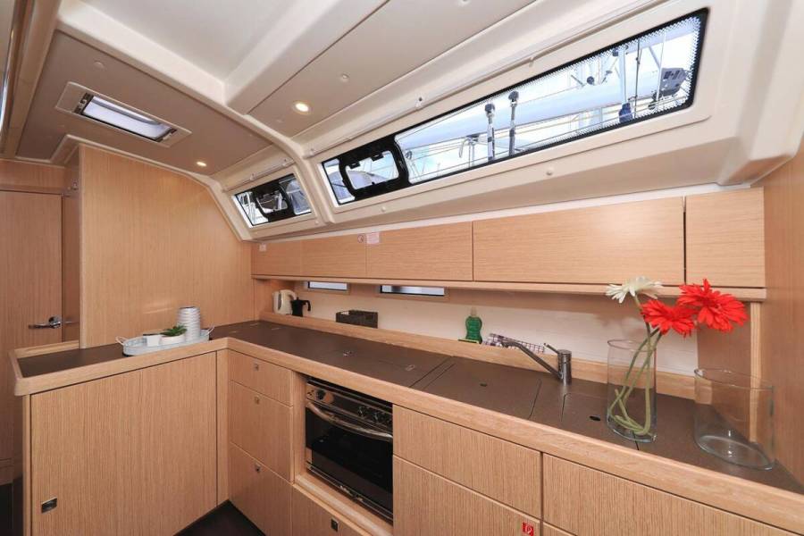 Bavaria Cruiser 46 Miss Monchy