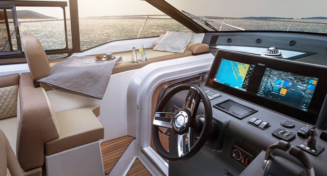 Bavaria SR36 Hard Top Lilian
