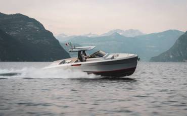 Bellini Astor 38, Veloce