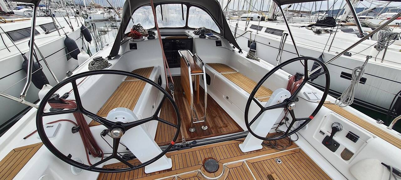 Dehler 38 Redshift