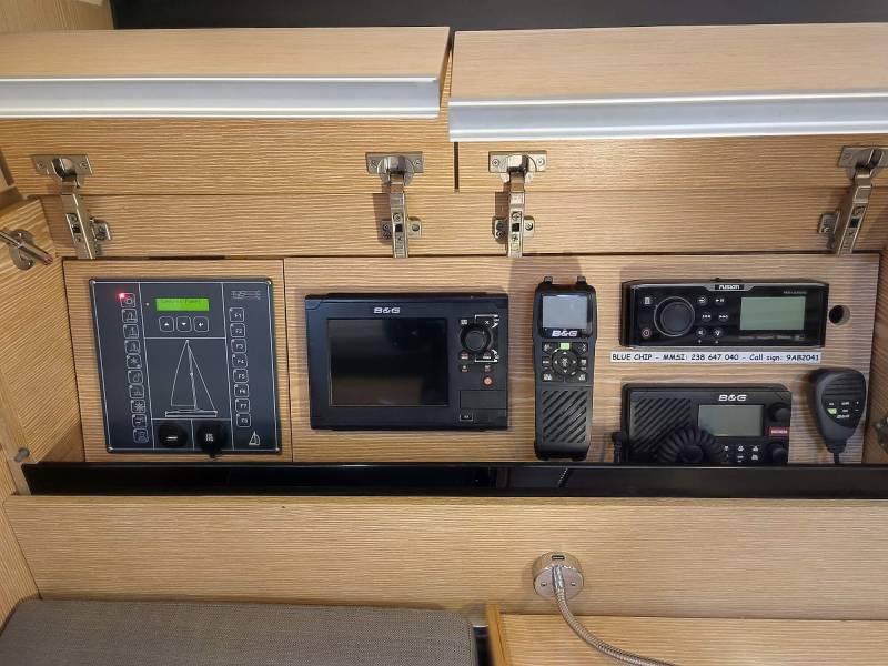 Dehler 38 Redshift