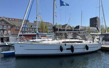 Dufour 350 GL, Salt