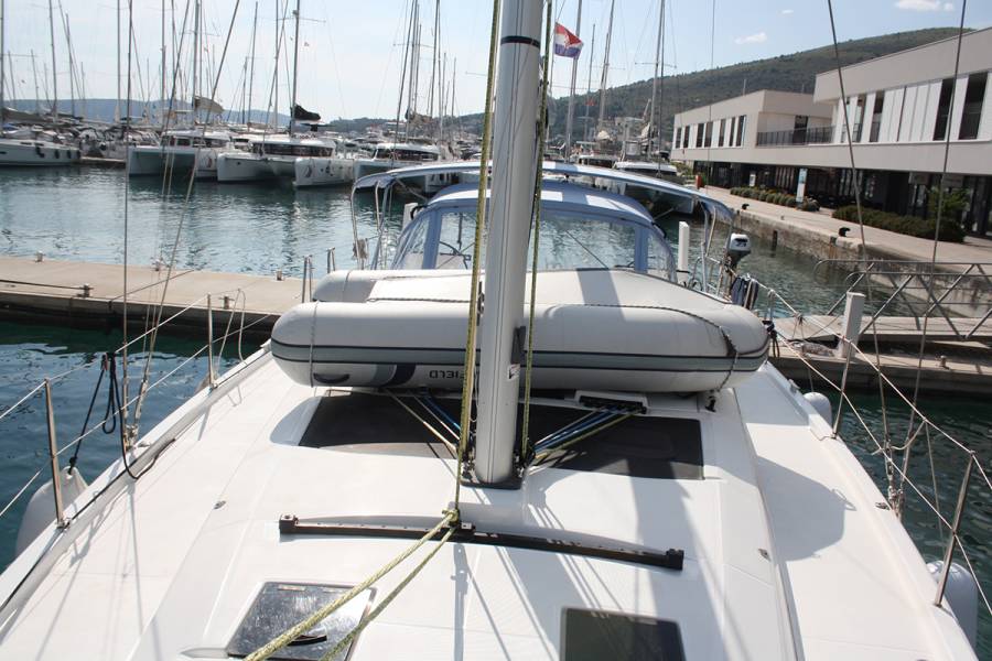 Dufour 41 Curiosity 