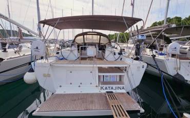 Dufour 460 GL, Katajina