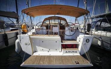 Dufour 460 GL, Aruna