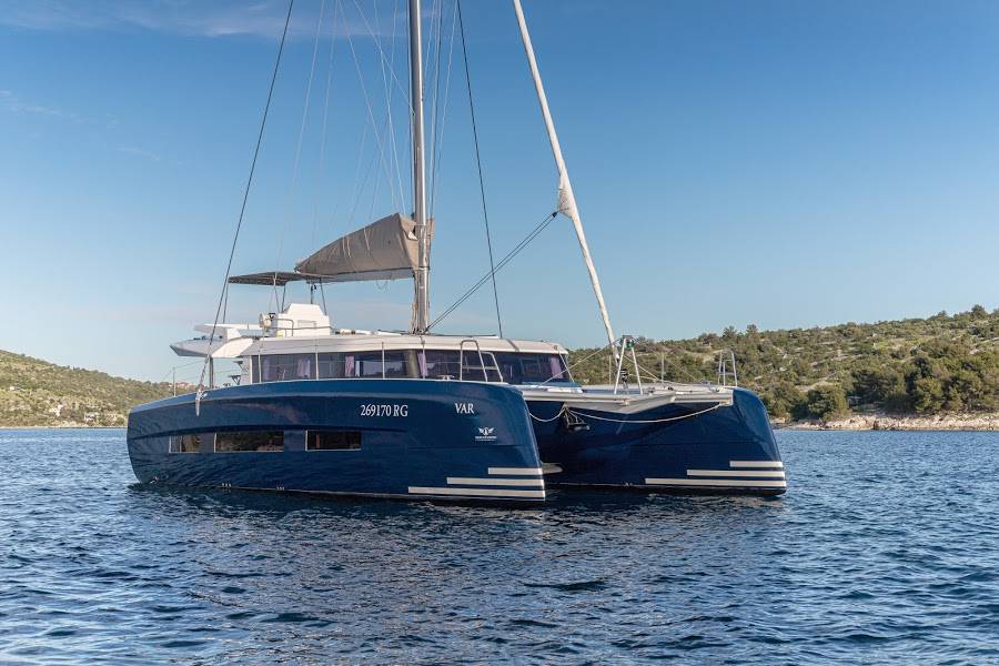 Dufour 48 Catamaran Yam