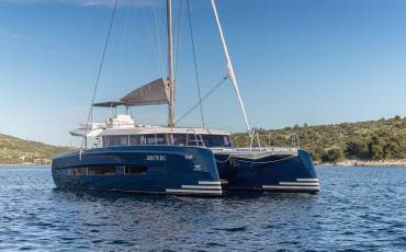 Dufour 48 Catamaran Roy