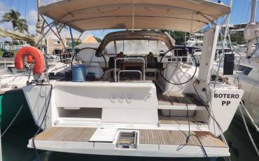 Dufour 520 GL, BOTERO 
