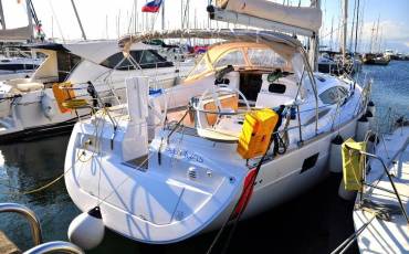 Elan 444 Impression, Beauty As