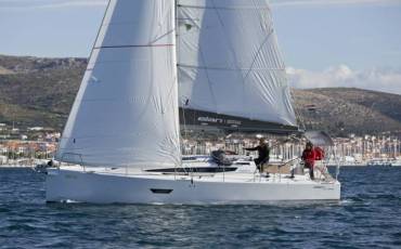 Elan E4 Bella Mia 