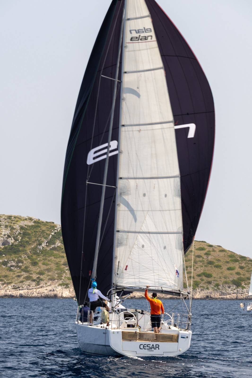 Elan E4 Cesar
