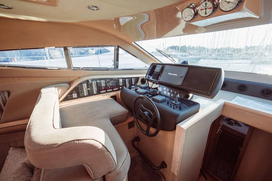 Ferretti Yachts 460 Bluebell