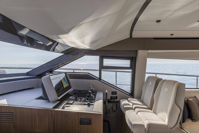 Ferretti Yachts 580 Daeni