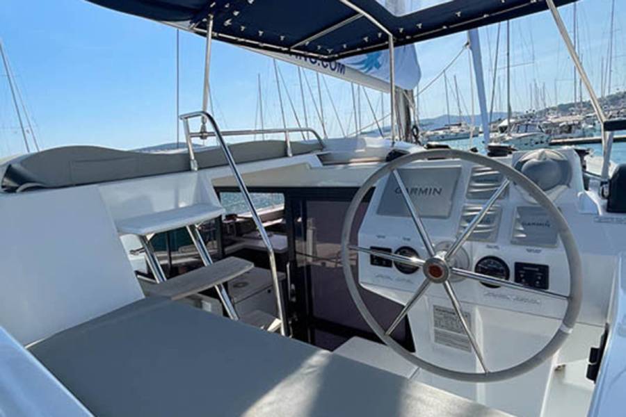 Fountaine Pajot Astrea 42 Barramundi III