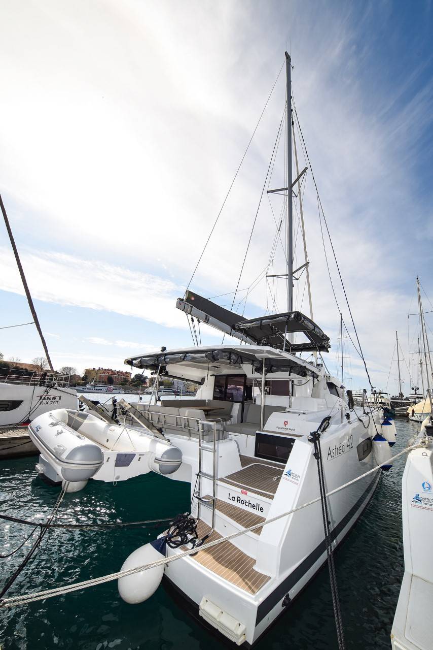 Fountaine Pajot Astrea 42 Le Bart