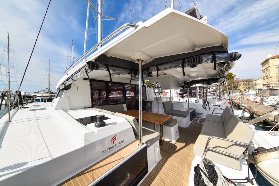 Fountaine Pajot Astrea 42 Le Bart