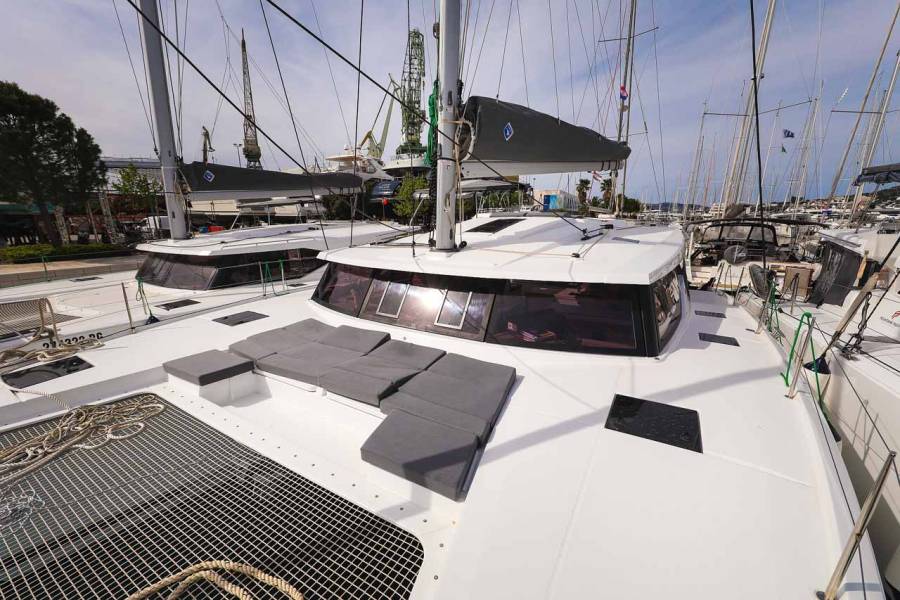 Fountaine Pajot Astrea 42 Ariel