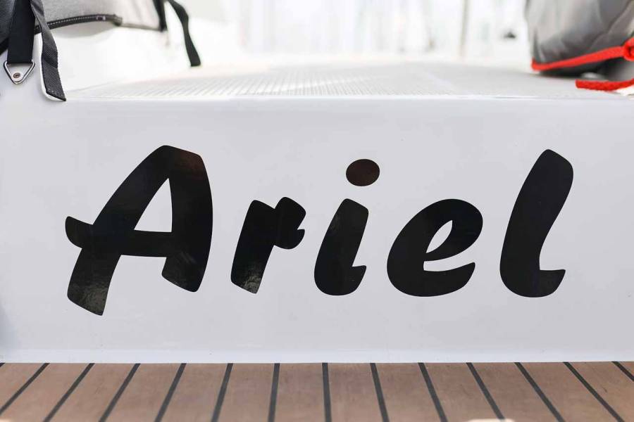 Fountaine Pajot Astrea 42 Ariel