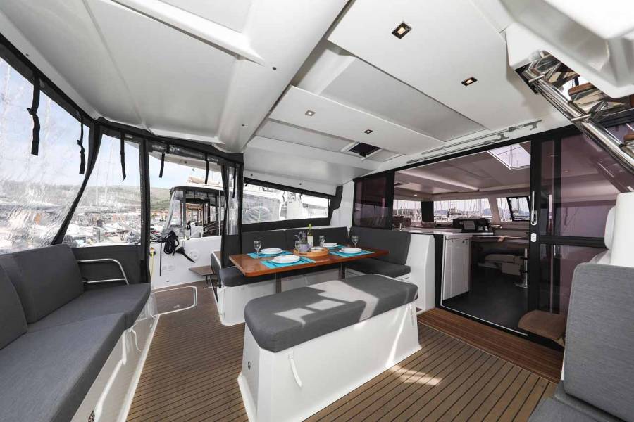 Fountaine Pajot Astrea 42 Ariel