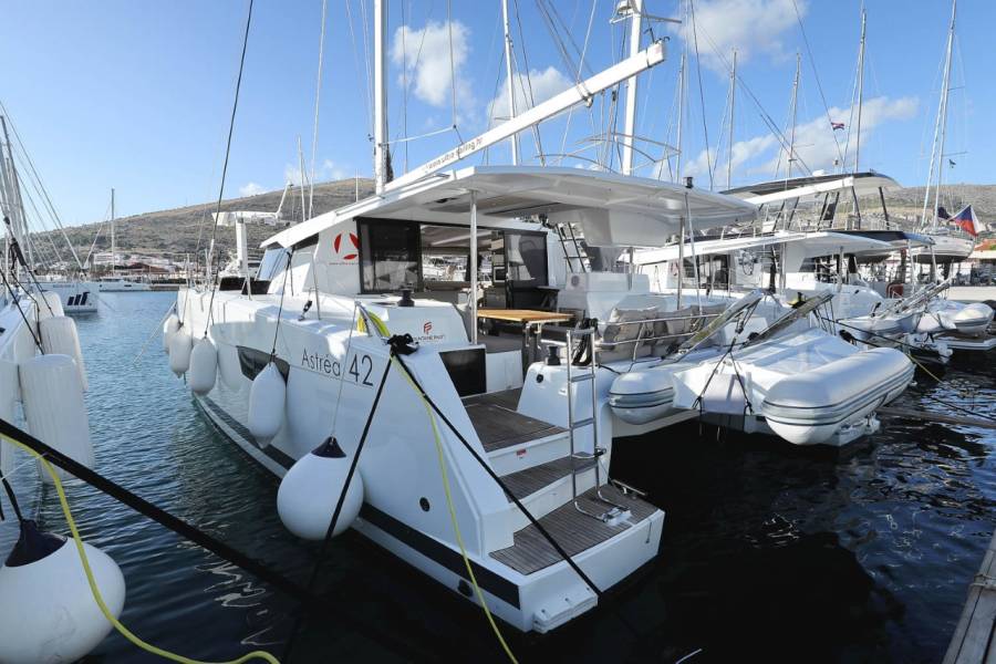 Fountaine Pajot Astrea 42 Ocean Runner