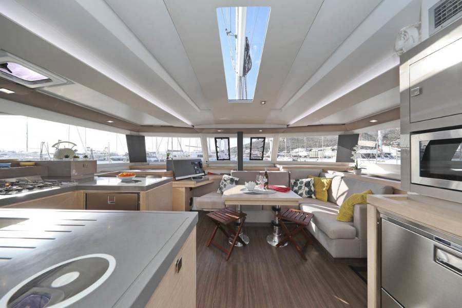 Fountaine Pajot Astrea 42 Ocean Runner