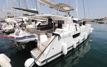 Fountaine Pajot Astrea 42 Bella V