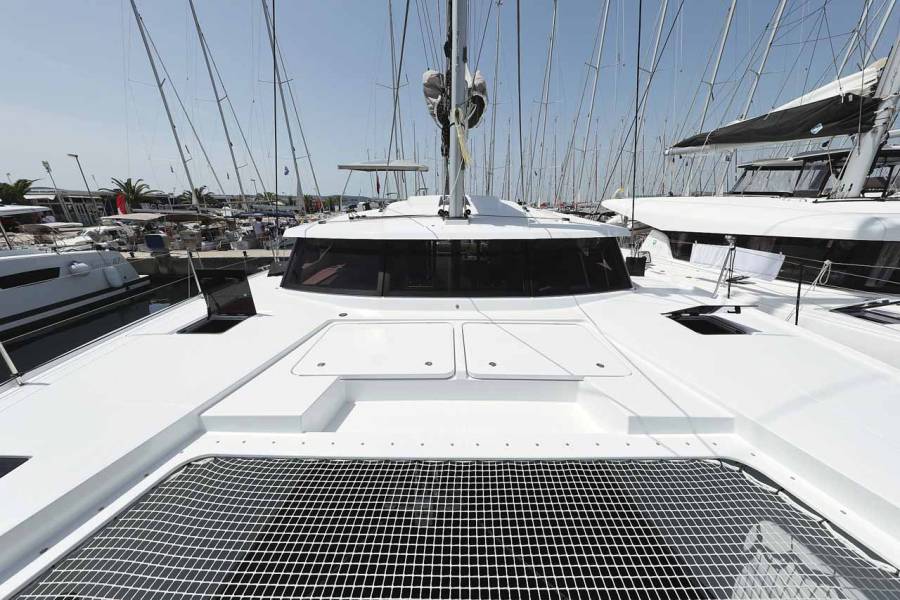 Fountaine Pajot Astrea 42 Bella V