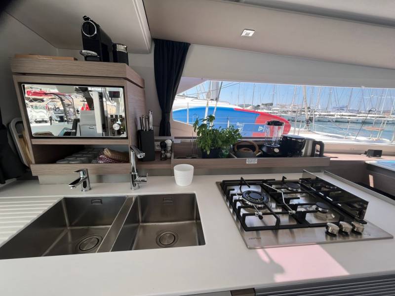 Fountaine Pajot Aura 51 Cosmos