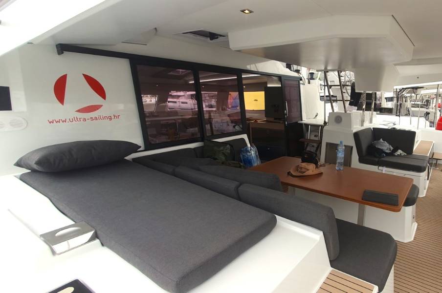 Fountaine Pajot Elba 45 Adria Blue