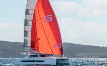 Fountaine Pajot FP 44 Maestro, DIVER DOG