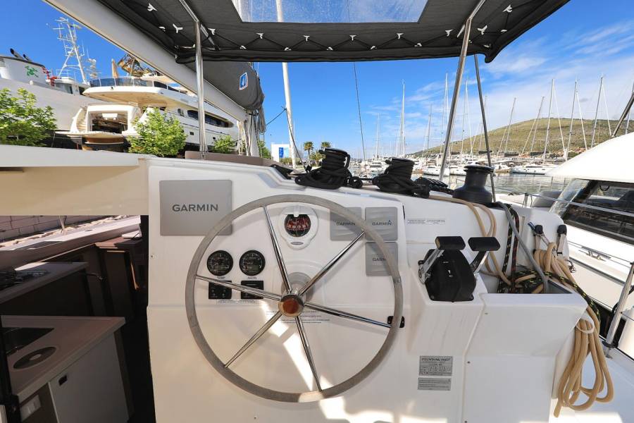 Fountaine Pajot Lucia 40 Felicitas II