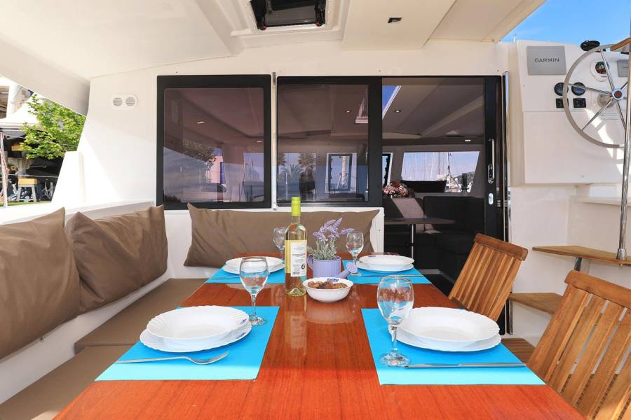 Fountaine Pajot Lucia 40 Felicitas II