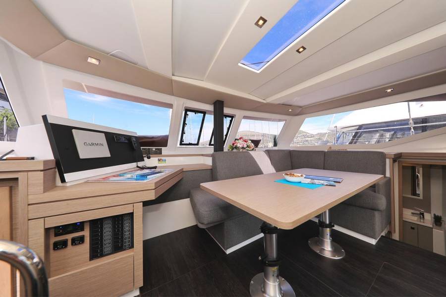 Fountaine Pajot Lucia 40 Felicitas II