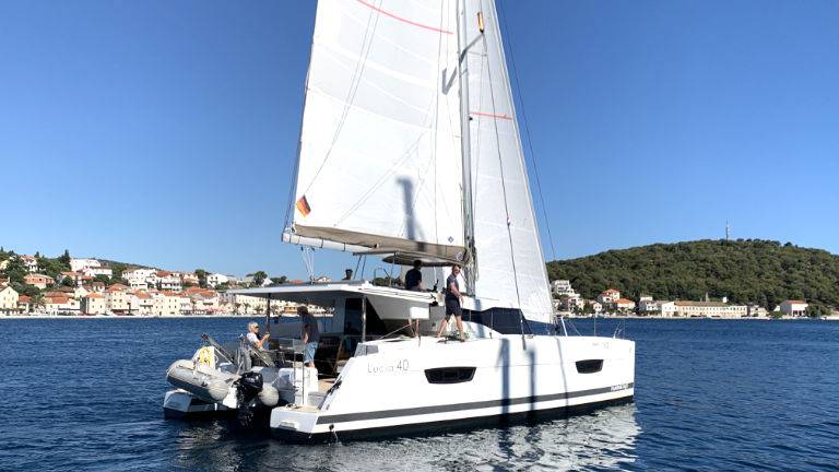 Fountaine Pajot Lucia 40 Leon