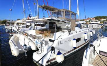 Fountaine Pajot Lucia 40, Floreanne